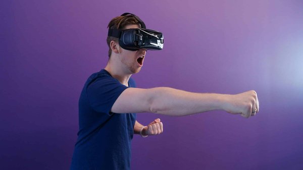 Comment former les avocats aux nouvelles techniques de plaidoirie grâce à la réalité virtuelle?